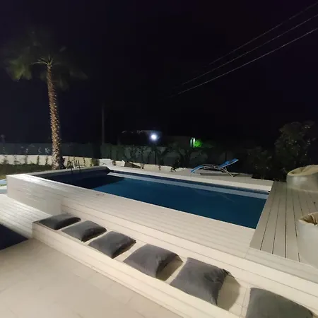 Holiday home Pool Seaside Relais - Ninfea, Marea, Rosa E Cassiopea
