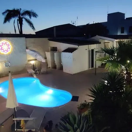 Pool Seaside Relais - Ninfea, Marea, Rosa E Cassiopea * フォンターネ・ビアンケ